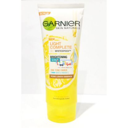 Picture of Garnier Light Complete Brightening Facial Scrub
